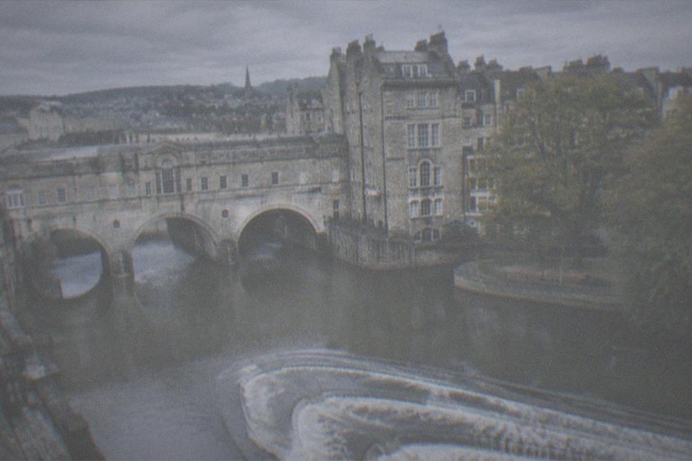 The River Avon and Pulteney Bridge with Bath stone buildings behind